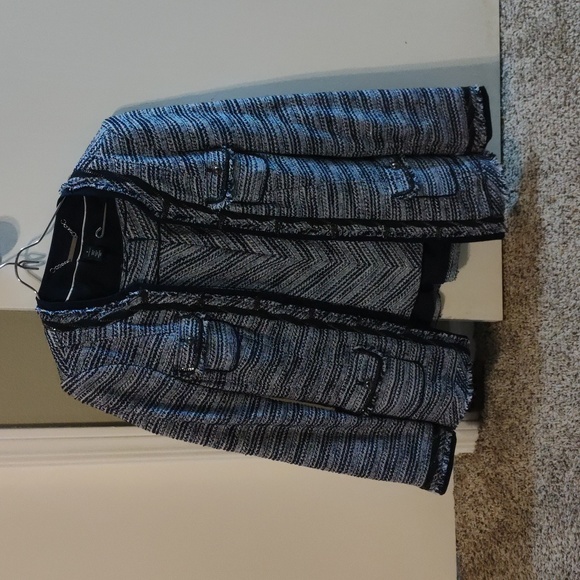 WHBM Blue-Navy Tweed Jacket & Skirt Set — Jacket 8 / Skirt 6 - Picture 1 of 8